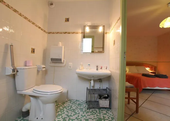 L'espiatet فندق مبيت وإفطار Borce